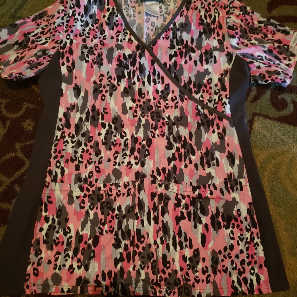 Cherokee scrub top small